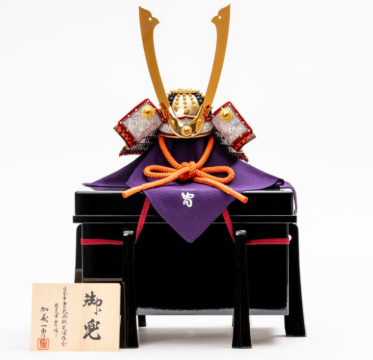 一冑作 赤糸沢瀉威 兜 3分の1
